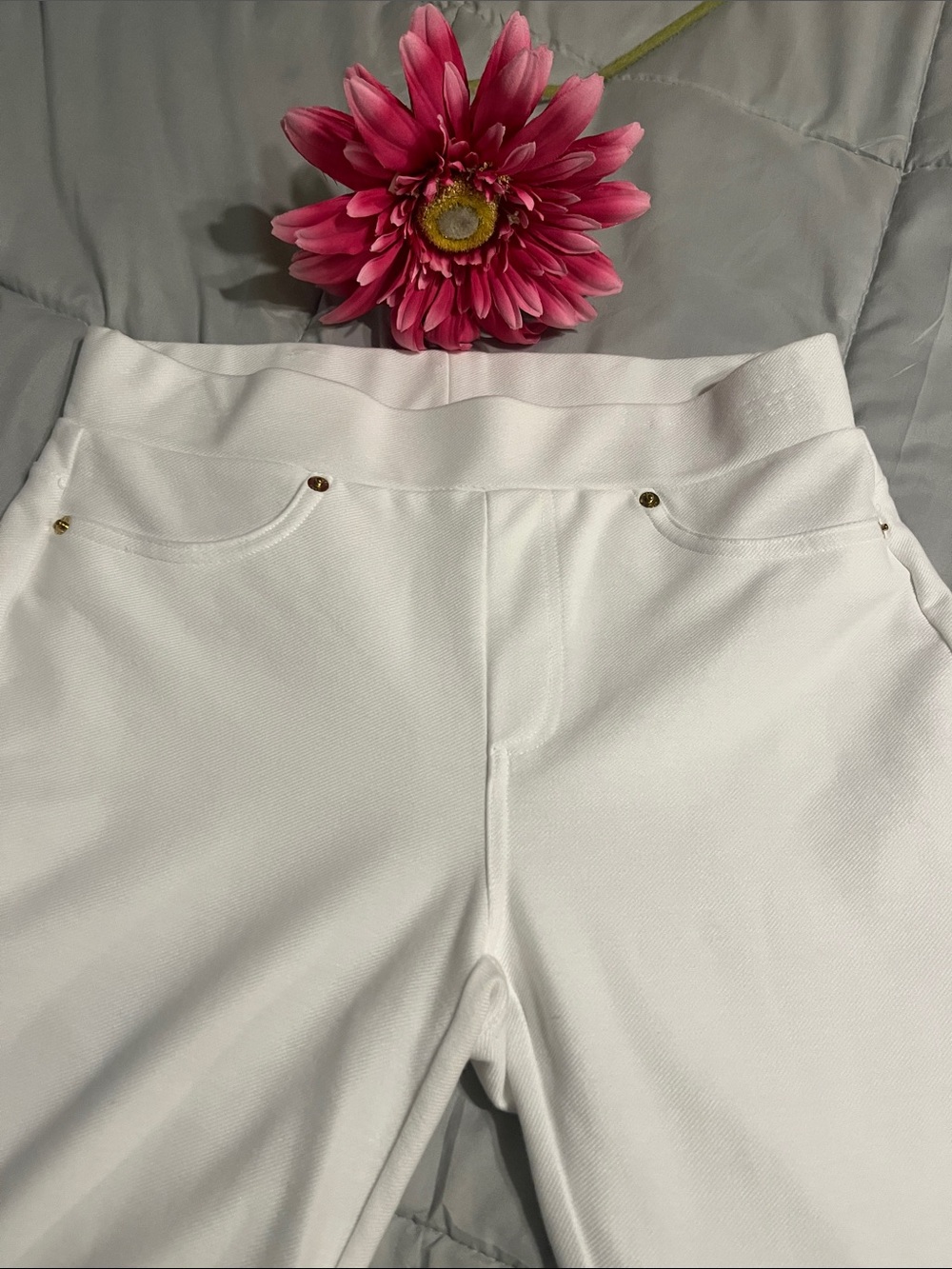 Michael Kors White Pull-On Stretch Pants size medium